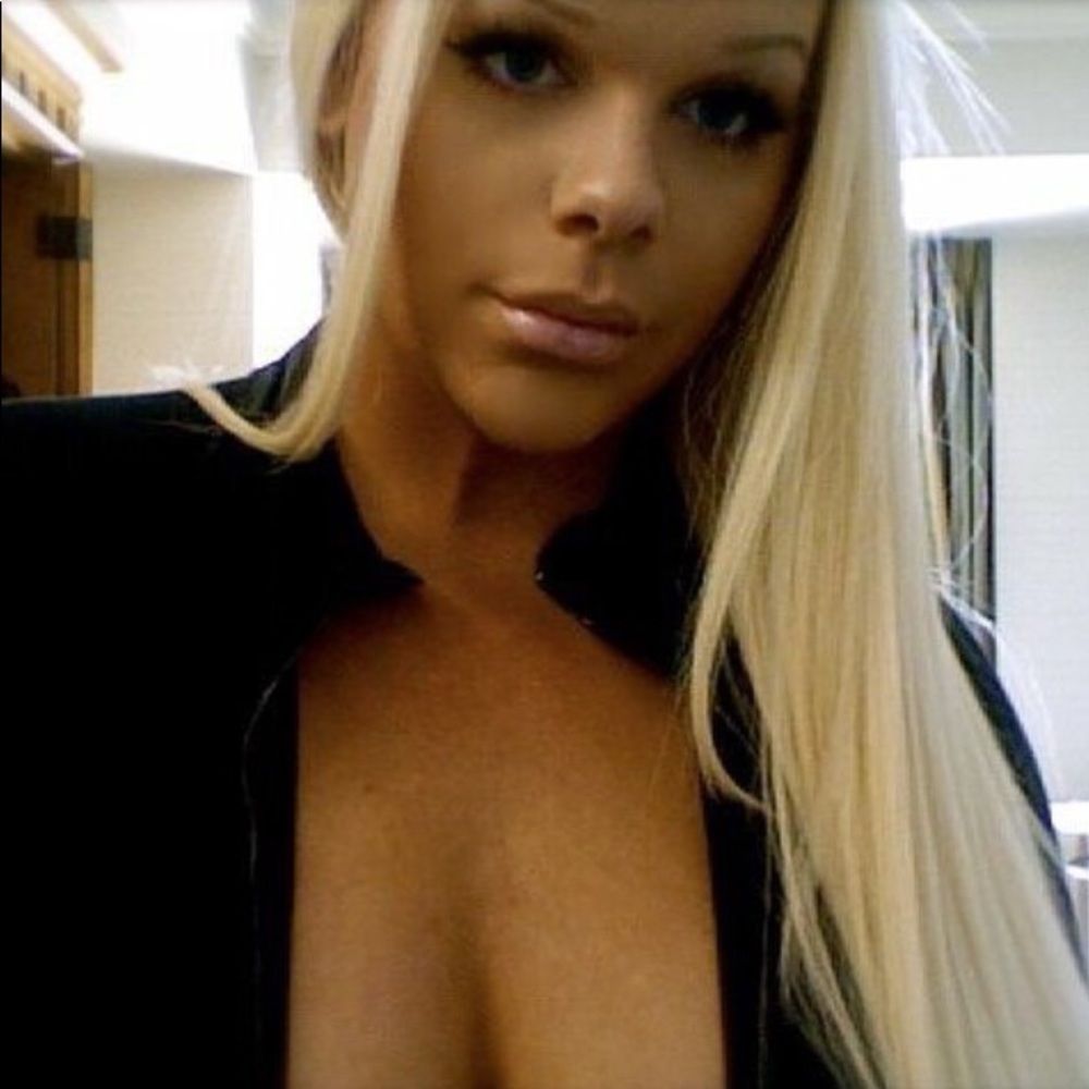 Meet your Posher, Tiffany